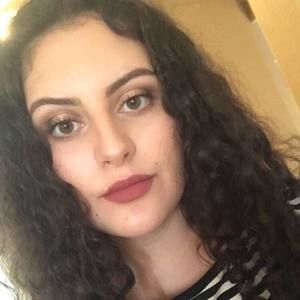 Meet your Posher, Nora